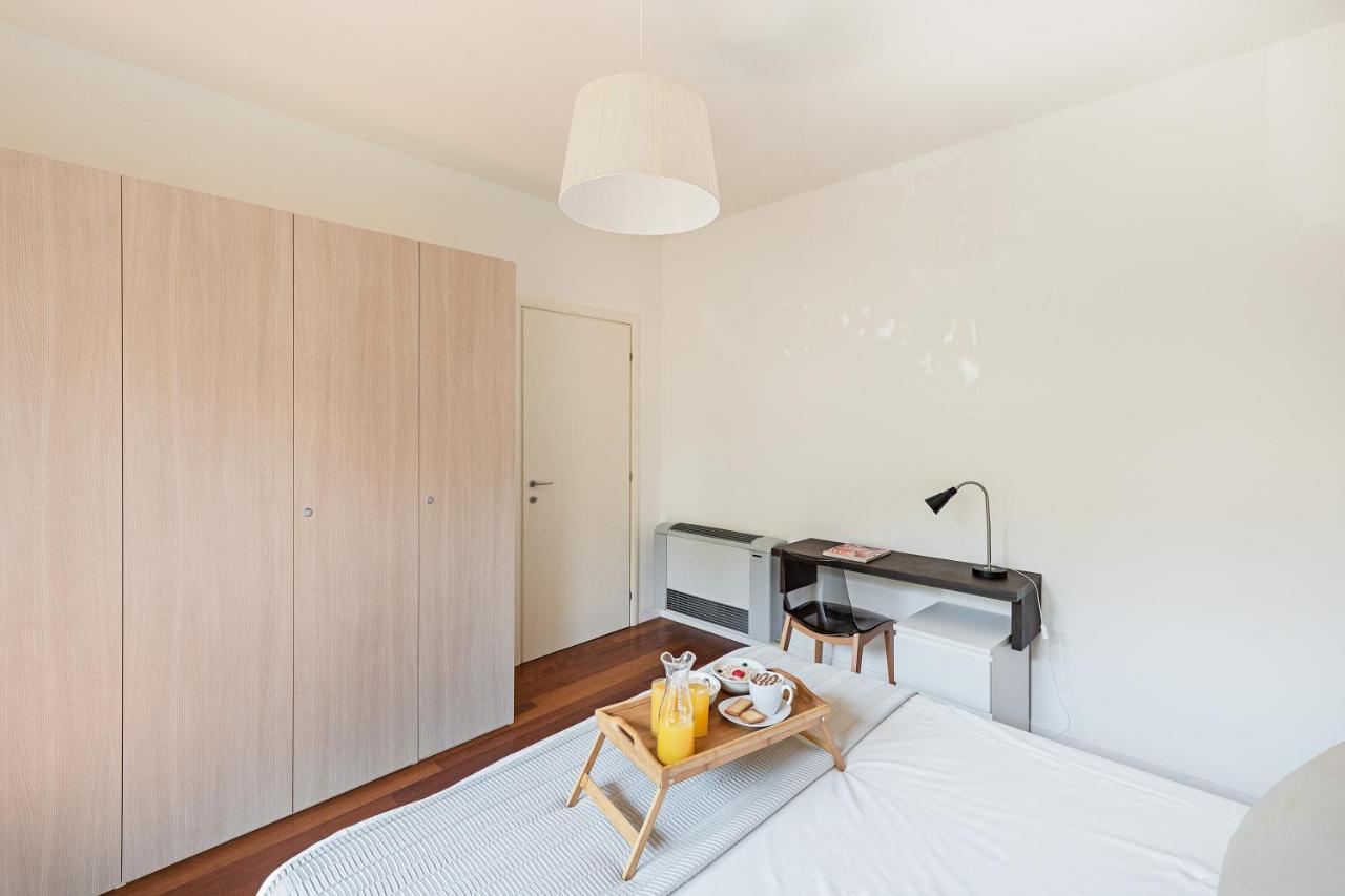 Residenza Miralago By Wonderful Italy 데센자노델가르다 외부 사진
