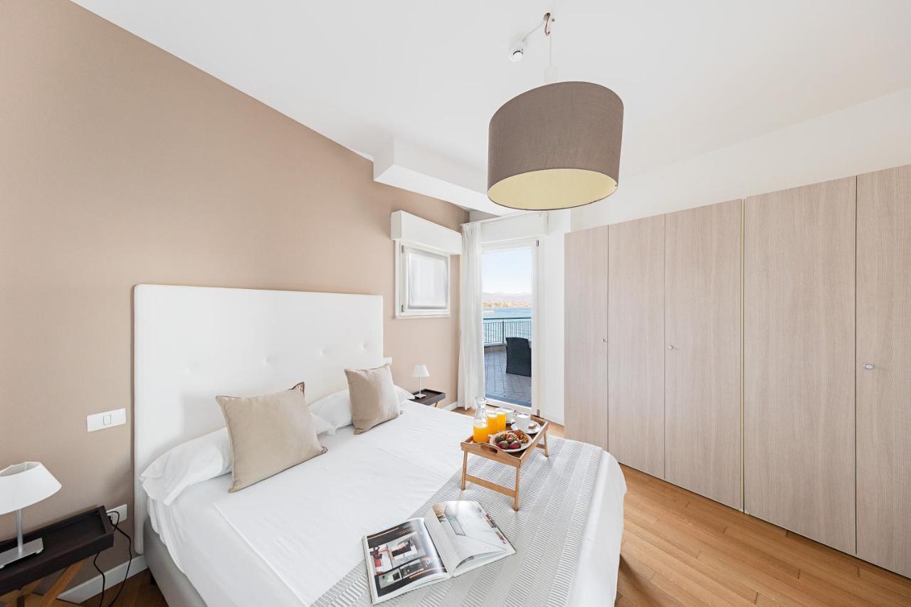 Residenza Miralago By Wonderful Italy 데센자노델가르다 외부 사진